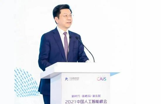李开复:AI技术驱动的二十年五大预测 李开复:AI技术驱动的二十年五大预测